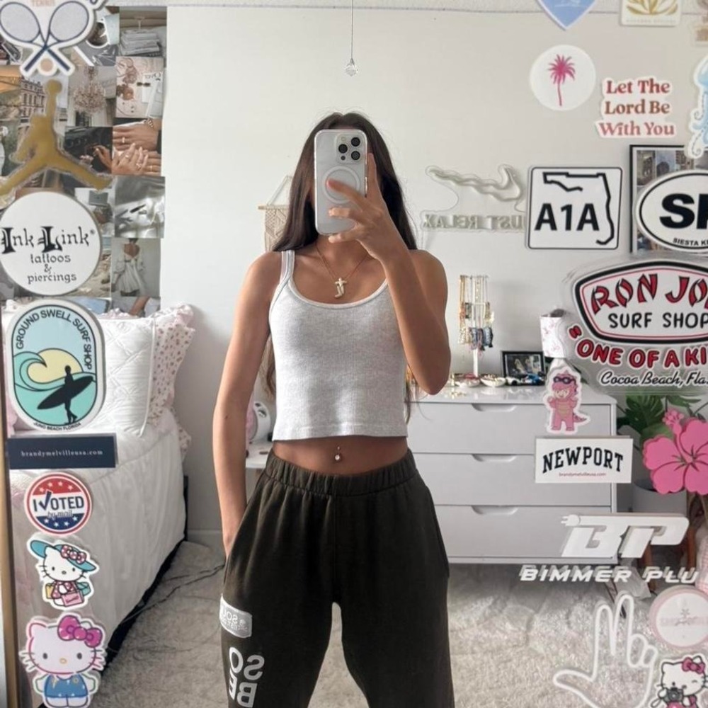 dark green jogger sweatpants with pockets